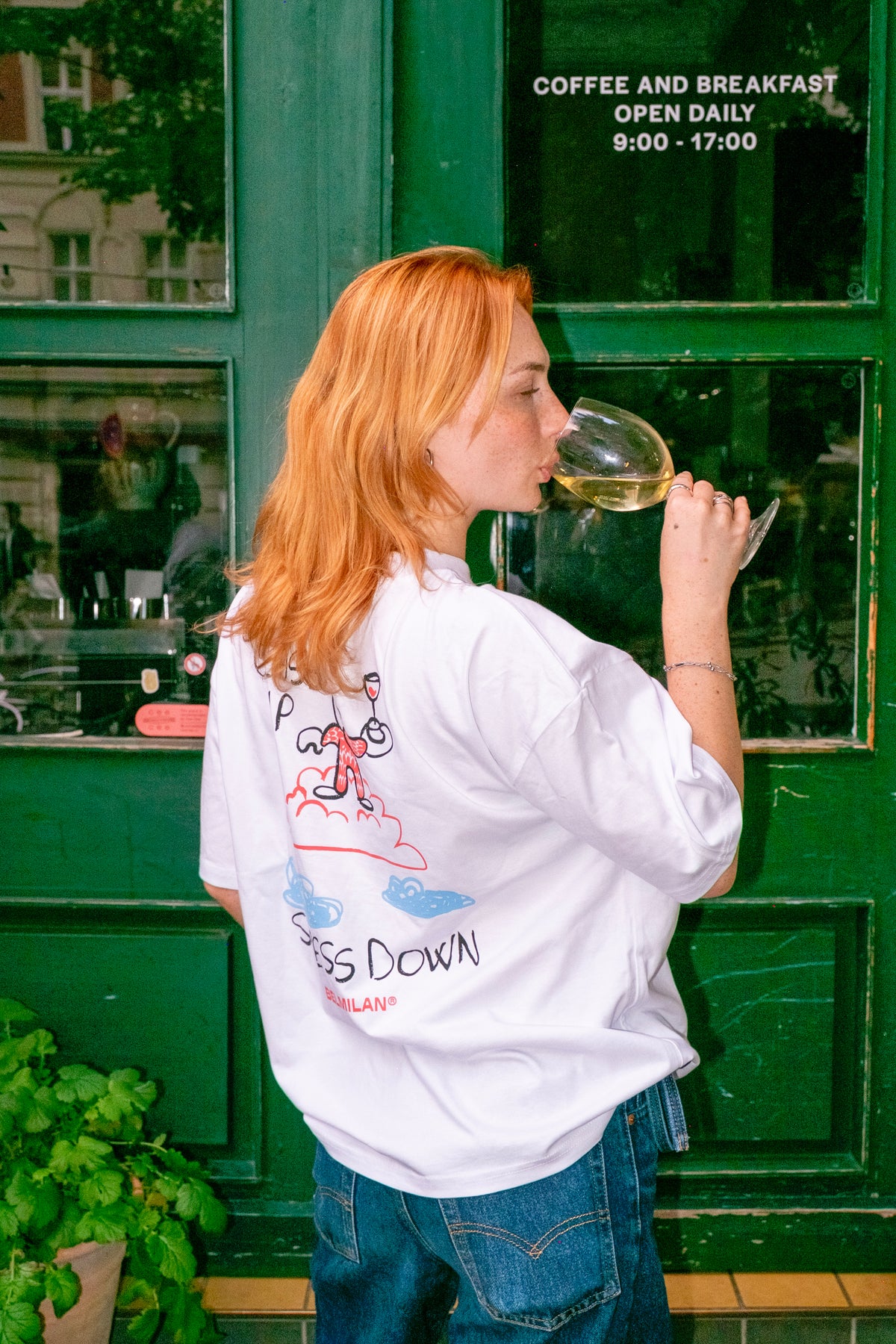 T-Shirt - Glass Up Stress Down